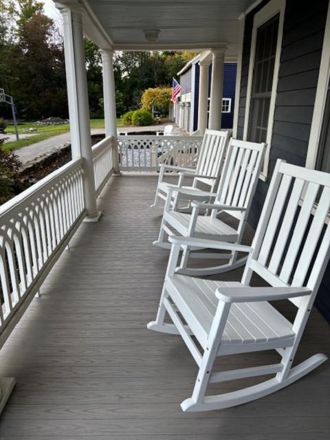 The Inn Crowd Bed And Breakfast Holden 외부 사진